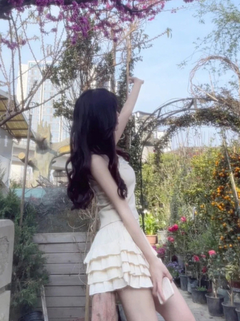 Camisolă dantelată cu fundă, stil cu bretele, lungime scurtă, versiune Regular, poliester (conținut 90–95%)