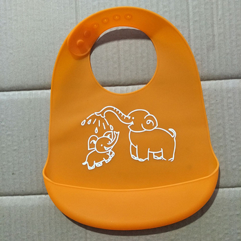 Bavetă din silicon alimentar pentru sugari și copii, impermeabil, model monocrom, vârsta 0–6 ani