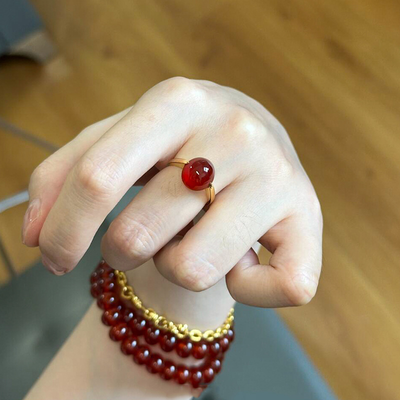 Inel | Design geometric | Material: cupru ecologic + pietre artificiale | Tehnologie de prelucrare: pietre montate | Pentru femei | Vara 2025