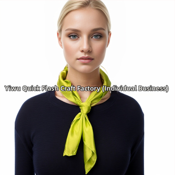 Τετράγωνος σατέν φουλάρι, απλός σχεδιασμός, Καλοκαίρι 2024, μόδα για καθημερινή μετακίνηση