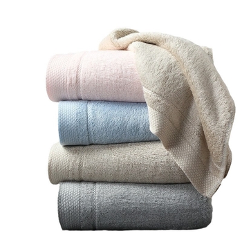 Kūdikių veido rankšluostis – bambuko pluoštas, antibakterinis, 100–120 g, plokščias mezginys su siuvinėtu piešiniu, pagrindas iš Tencelio