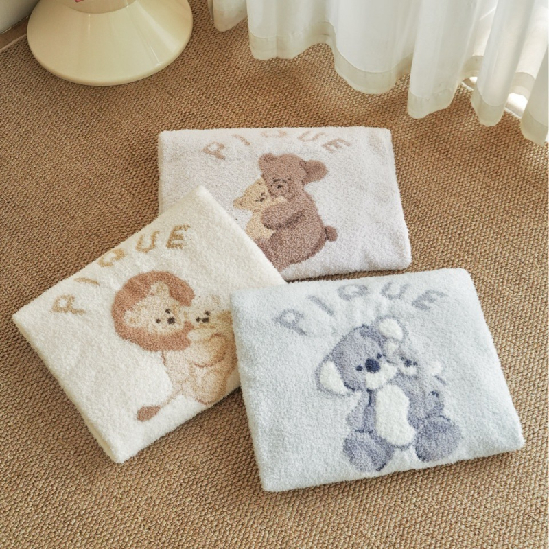 Бебешко флисово одеяло с мотив коала, карикатурен стил, подходящо за всички сезони, за възраст 1–3 години, тегло 500–800 г