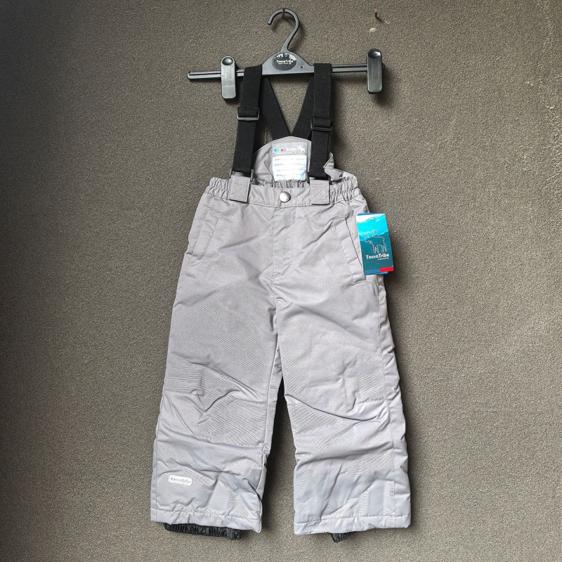 Kültéri gyerek sínadrágok - vízállóak, melegek, kopásállóak, pamut töltettel a téli időszakra