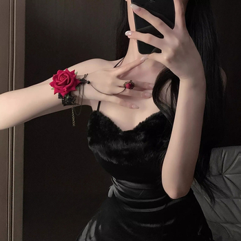 Kézre szóló ékszer: csipke rózsa motívum, gótikus stílus; Anyag: szövet; Eredet: Yiwu