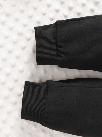 Detský dvojdielny set so zipsom: mikina bez kapucne s potlačou medveďa a tepláky s potlačou medveďa; potlač medveďa; dlhé rukávy; zips; 95% polyester