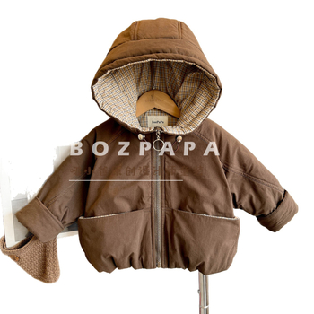 Dječja zimska jakna s kapuljom — prešivena, vanjski materijal 100% pamuk, zatvarač, poliester podstava, dugi rukavi