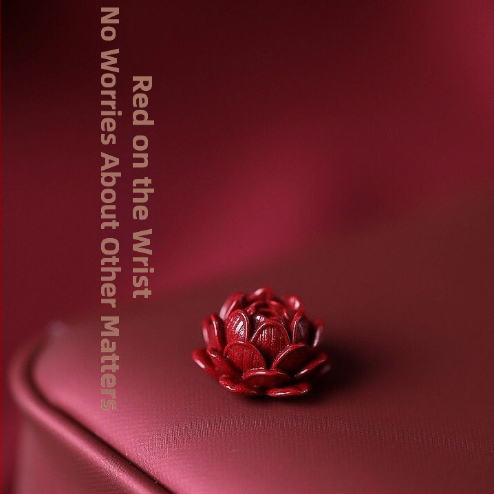 DIY бижутерски аксесоар – ключодържател от ръчно плетено въже, cinnabar, мотив лотос, етно стил, боядисано покритие