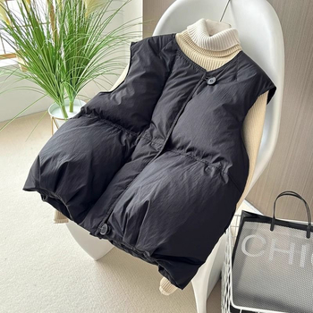 Γυναικείο γιλέκο με γέμισμα πολυεστέρα-βαμβάκι, κοντό, χαλαρή γραμμή (γέμισμα: πολυεστέρας-βαμβάκι; ύφασμα: πολυεστέρας; μήκος: 50–65 εκ.)