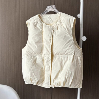 Γυναικείο γιλέκο με γέμισμα πολυεστέρα-βαμβάκι, κοντό, χαλαρή γραμμή (γέμισμα: πολυεστέρας-βαμβάκι; ύφασμα: πολυεστέρας; μήκος: 50–65 εκ.)