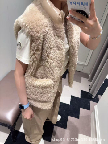 Ženski down prsluk s teddy plišem, vjetrootporn najlon, 50% sadržaja perja, stojeći ovratnik sa zatvaračem, slobodan kroj