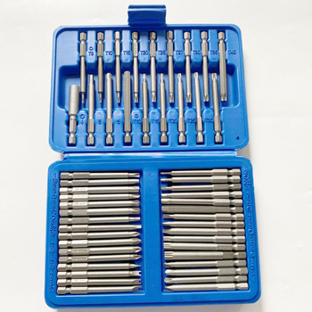 Șurubelniță electrică cu set extins de biți: triunghiular, cruce (Phillips), hexagonal și biți hex internați de formă specială; din oțel crom-vanadiu; 50 de piese; pentru uz casnic; unelte de demontare.