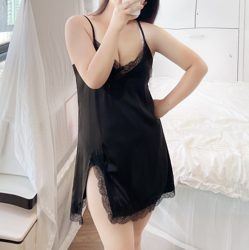 Noc de tip sling din Ice Silk, cu detalii de dantelă, fără mâneci, croială lejeră, respirabil