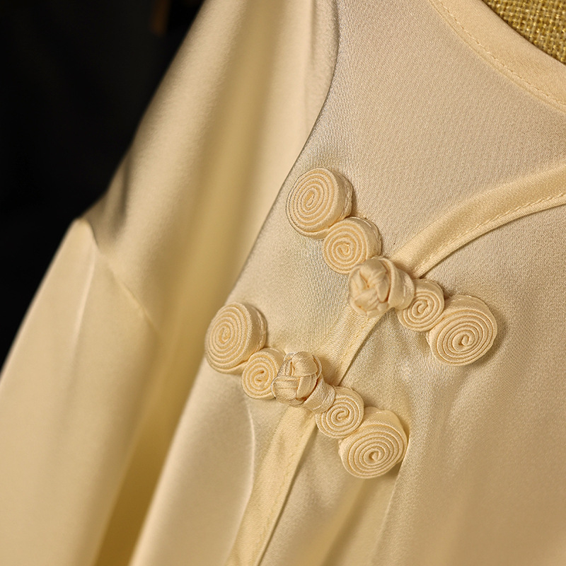 Naise pidžaamase komplekt Suzhou tikandusega — Hiina ajalooline/natsionaalne stiil, kerge polüester, ümmargune kaelus, pikad varrukad, plaatnupudega kinnis