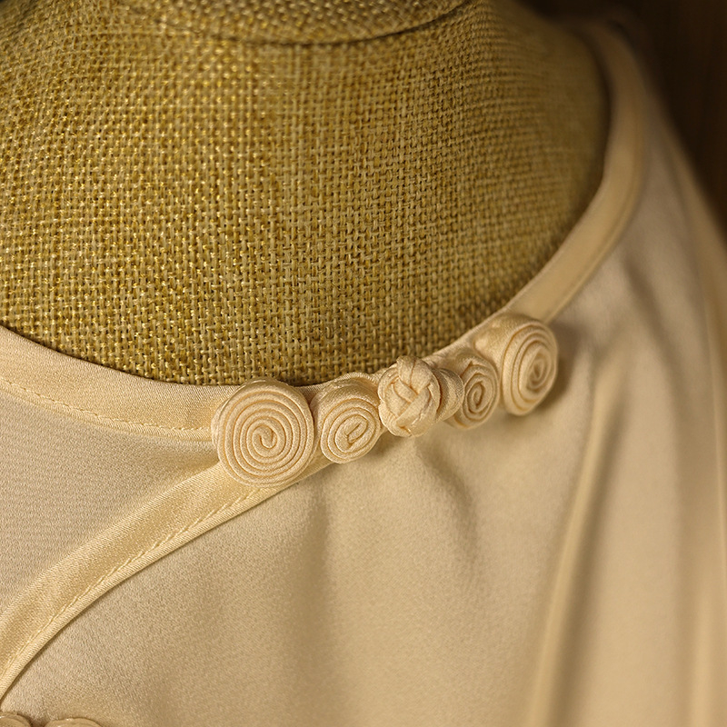 Naise pidžaamase komplekt Suzhou tikandusega — Hiina ajalooline/natsionaalne stiil, kerge polüester, ümmargune kaelus, pikad varrukad, plaatnupudega kinnis