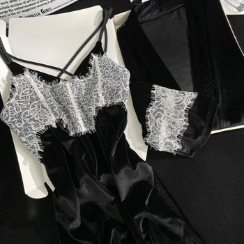 Set pijama din velur cu dantelă eyelash, camisole, fără mâneci, decolteu în V, două piese, țesătură groasă