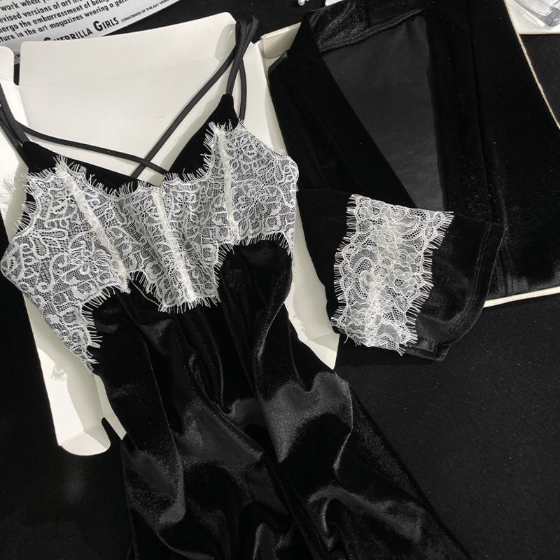 Set pijama din velur cu dantelă eyelash, camisole, fără mâneci, decolteu în V, două piese, țesătură groasă