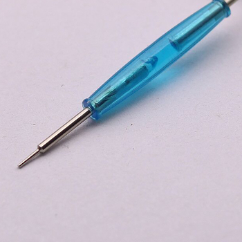 Instrument de reparare ceasuri cu două capete – pentru demontarea curelei și extragerea pinilor; Material: metal și plastic; Set: 10000 buc.; Utilizare: ceasuri; Standard: Mediu