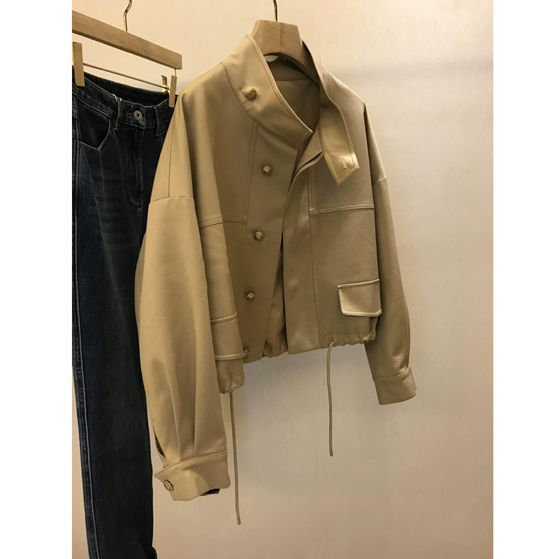 Kratki trench kaput s polo ovratnikom, Chenille tkanina s dodatkom Spandexa, srednja debljina, duljina 50–65 cm, standardna verzija