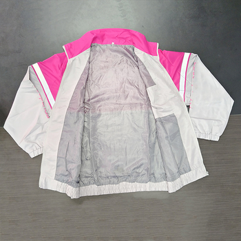 Geacă windbreaker cu fermoar parțial, guler înălțat, mâneci lungi, material 100% poliester, căptușeală 100% poliester, stil urban casual