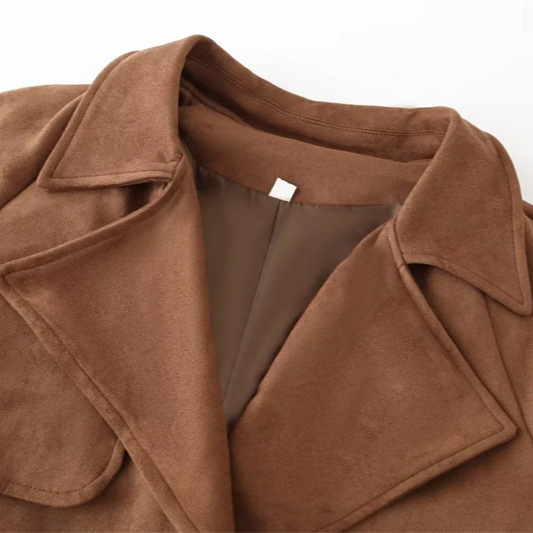 Дълго дамско палто от полиестер, лацетна яка, двуредно закопчаване, свободен силует, полиестер 95%+, едноцветно