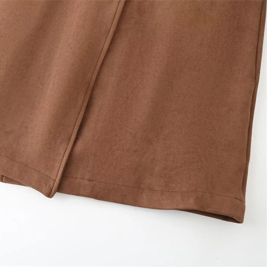 Дълго дамско палто от полиестер, лацетна яка, двуредно закопчаване, свободен силует, полиестер 95%+, едноцветно