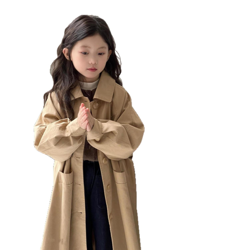 Meitenēm paredzēts trench coat, britu stilā garš mētelis, 3/4 piedurknes, kvadrātveida apkakle, poliestera audums 30–50%