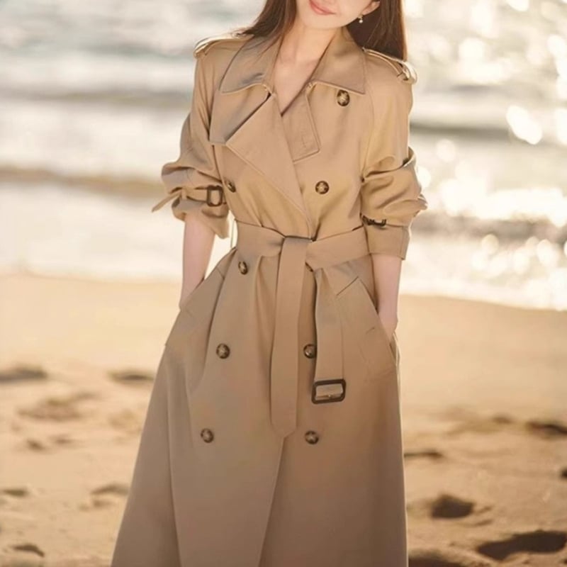 Женска ветровка-яке (Материя: памук със съдържание полиестер и вискоза; Дължина: средна (65–80 см); Силует: тесен; Яка: шапковидна; Закопчаване: връзки)