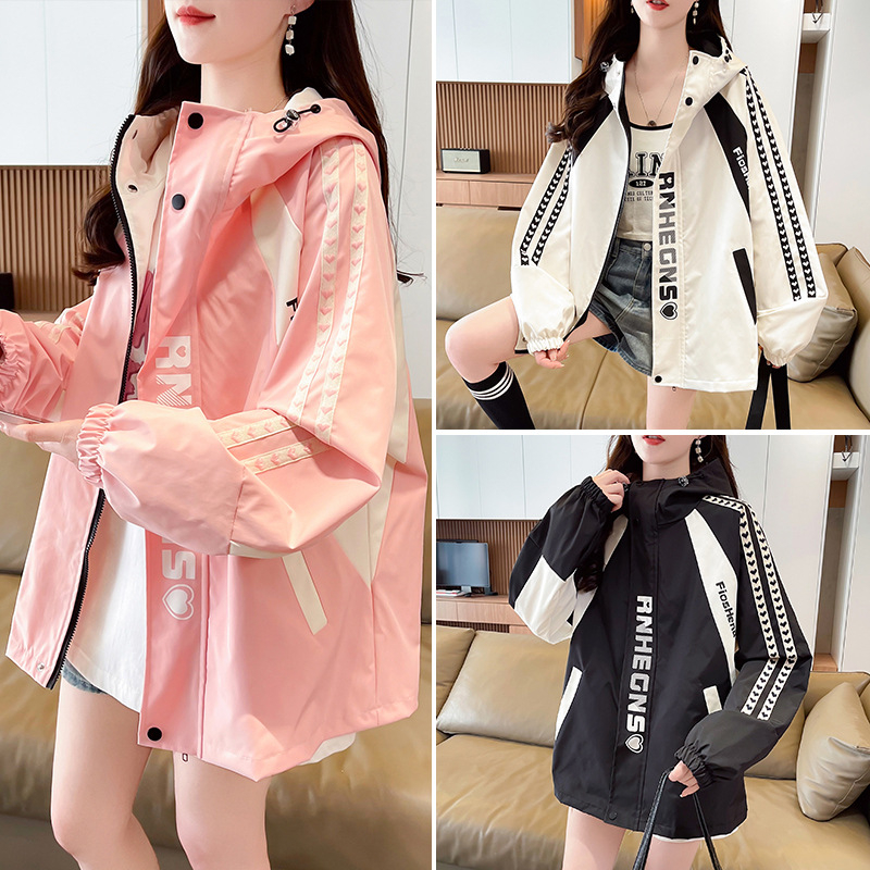 Ženska jakna s kapuljom, opuštenog kroja, Raglan rukavima, dizajn color-block, mješavina tkanina, korejski gradski stil, proljeće 2025