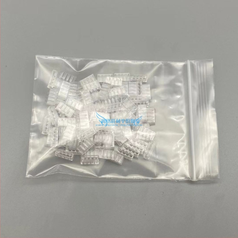 Kabeļu vadības kanāls Category 7 ar kristāla galvu un galvas stiprinājumu