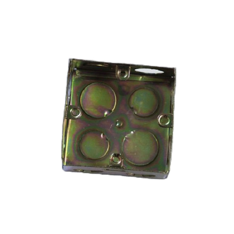 Metalna kutija za kabelske spojeve, tip 86, skrivena ugradnja, vanjska vodootporna, Macro marka; Završna obrada: premaz u boji; Debljina zida: 0,5 mm; Pogodno za zaštitu kabelâ u javnim objektima, nekretninama, hotelima i školama