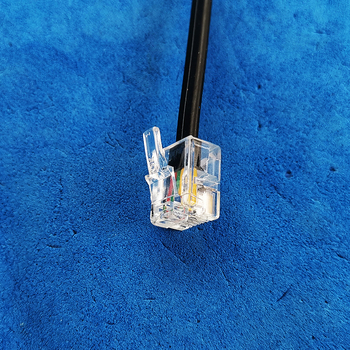 Kutija za telefonsku liniju 6P4C, 1 na 2, s vodičima