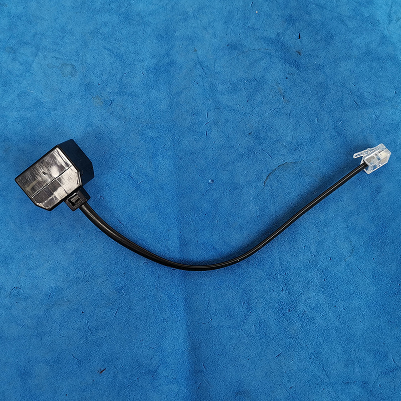 Kutija za telefonsku liniju 6P4C, 1 na 2, s vodičima