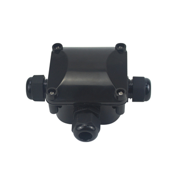 Пластмасова водоустойчива кутия за разпределение за външно използване, 1 вход 2 изход