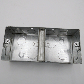 Cutie de conexiune metalică galvanizată, tip 86, 4 compartimente