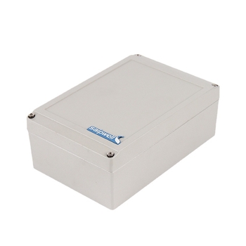 Matná hliníková vodotesná krabica na rozvody s ovládacím tlačidlom