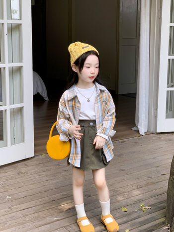 Detská košeľa s dlhým rukávom, kórejský štýl, kartúnový potlač v károvanom vzore, golier typu lapel, jar–jeseň, vek 3–8 rokov, materiál z polyesterovej zmesi