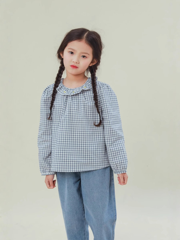 Bluză pentru copii din bumbac, model pătrat, broderie cu cireșe, mânecă lungă, guler dantelat, vârsta 3–8 ani, 100% bumbac, primăvară 2024