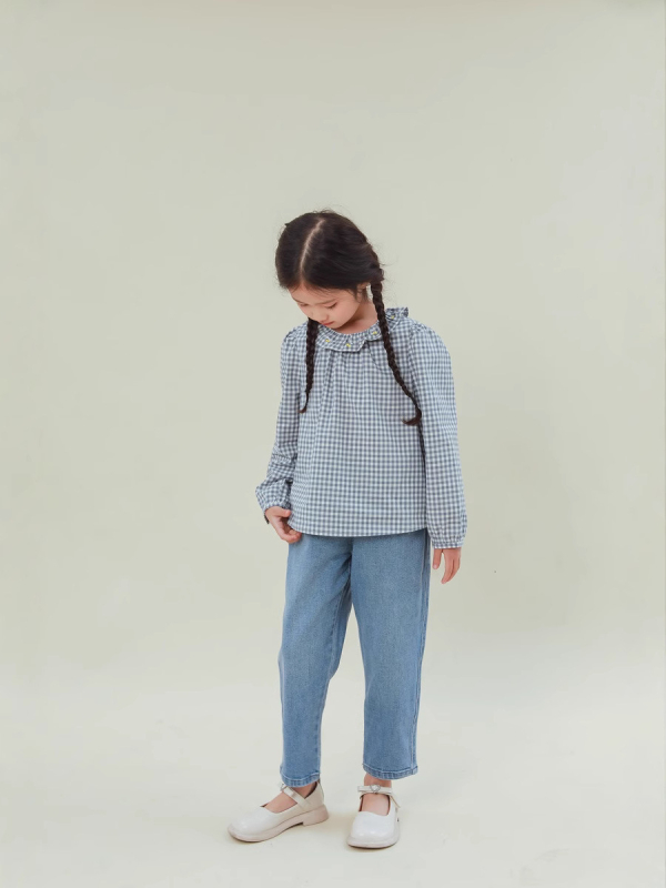 Bluză pentru copii din bumbac, model pătrat, broderie cu cireșe, mânecă lungă, guler dantelat, vârsta 3–8 ani, 100% bumbac, primăvară 2024