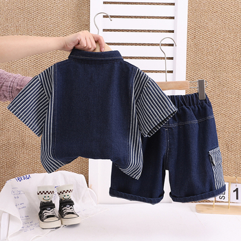 Dječji ljetni set: denim košulja kratkih rukava s vertikalnim prugama i patchwork detaljima, dvodijelni