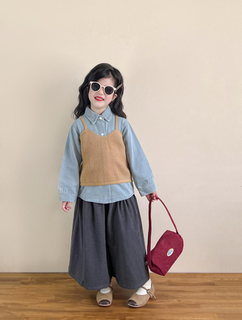 Detský set: džínová košeľa, vrstvený pletený top a široké nohavice (predávané samostatne), kórejská verzia, pre dievčatá 3–8 rokov, jeseň 2025, bavlna 90%.