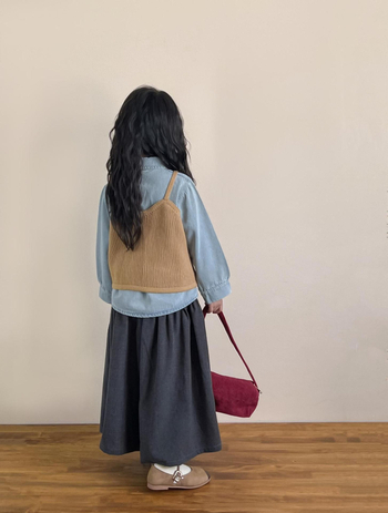 Detský set: džínová košeľa, vrstvený pletený top a široké nohavice (predávané samostatne), kórejská verzia, pre dievčatá 3–8 rokov, jeseň 2025, bavlna 90%.