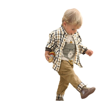 Trojdielny detský set: kockovaná košeľa s tričkom a retro nohavice; ľahká tkanina z regenerovanej celulózovej vlákny (85%); vek 1–3 roky, jar a jeseň.