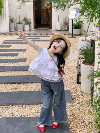 Lányok nyári pamut-keverék felső — édes stílus, kerek nyak, ujj nélküli, egyszínű minta, 3–8 éveseknek