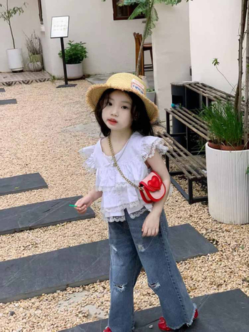 Lányok nyári pamut-keverék felső — édes stílus, kerek nyak, ujj nélküli, egyszínű minta, 3–8 éveseknek