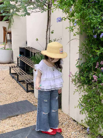 Lányok nyári pamut-keverék felső — édes stílus, kerek nyak, ujj nélküli, egyszínű minta, 3–8 éveseknek