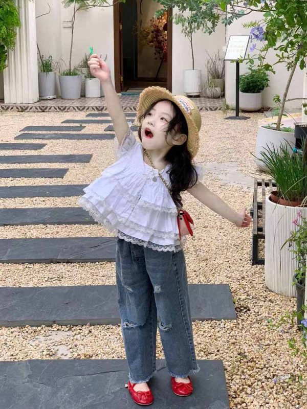 Lányok nyári pamut-keverék felső — édes stílus, kerek nyak, ujj nélküli, egyszínű minta, 3–8 éveseknek