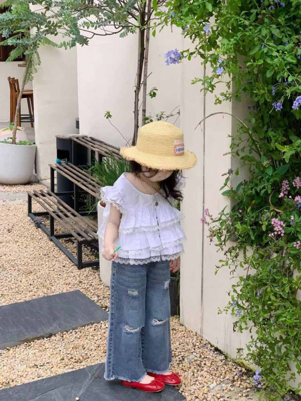 Lányok nyári pamut-keverék felső — édes stílus, kerek nyak, ujj nélküli, egyszínű minta, 3–8 éveseknek