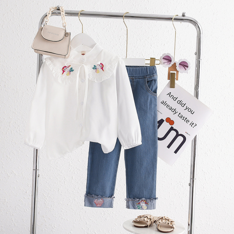 Dječji dvodijelni set: majica s dugim rukavima i ovratnikom u stilu lutke + cropped denim hlače, karikaturalni uzorak, korejski stil, za uzrast 3–8 godina, proljeće–jesen, 70% pamuk