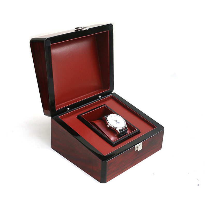 Órát és ékszereket tartó doboz, PU bőr, jelszavas zár, melegnyomott logó