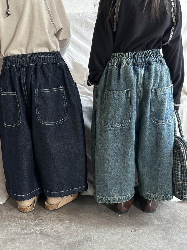 Dječje patchwork traperice, opuštena straight-leg krojenje, elastična visina struka, 85% pamuk, unisex, za djecu 3–8 godina